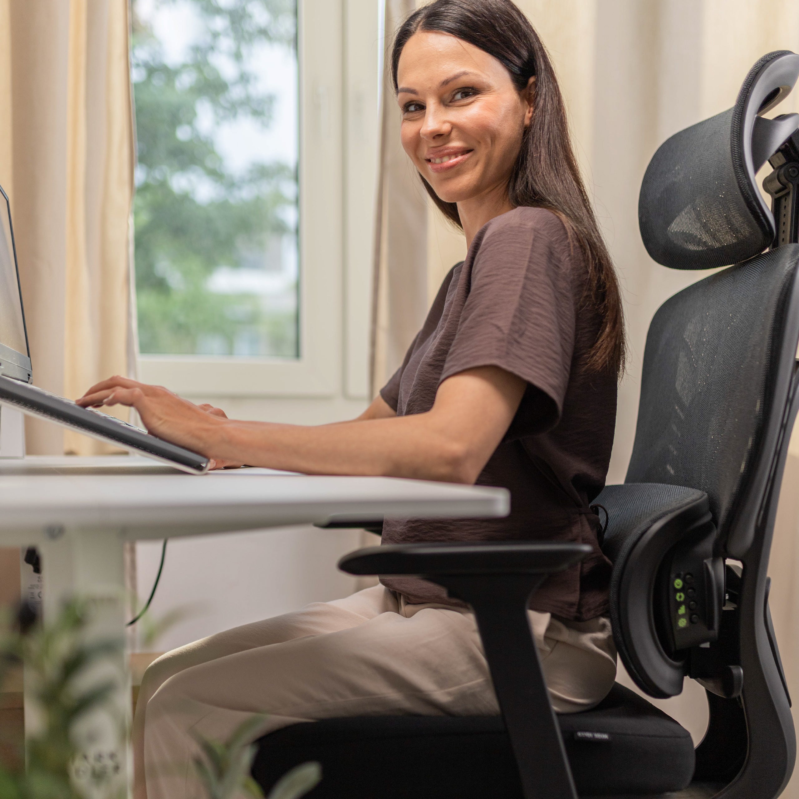 Bürostuhl mit Massagefunktion Mark Adler Visioner 6.1 Schwarz