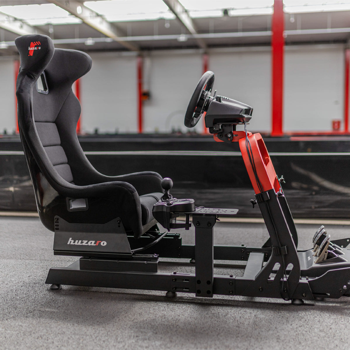 Huzaro Speed 8.3 Sim Racing Cockpit